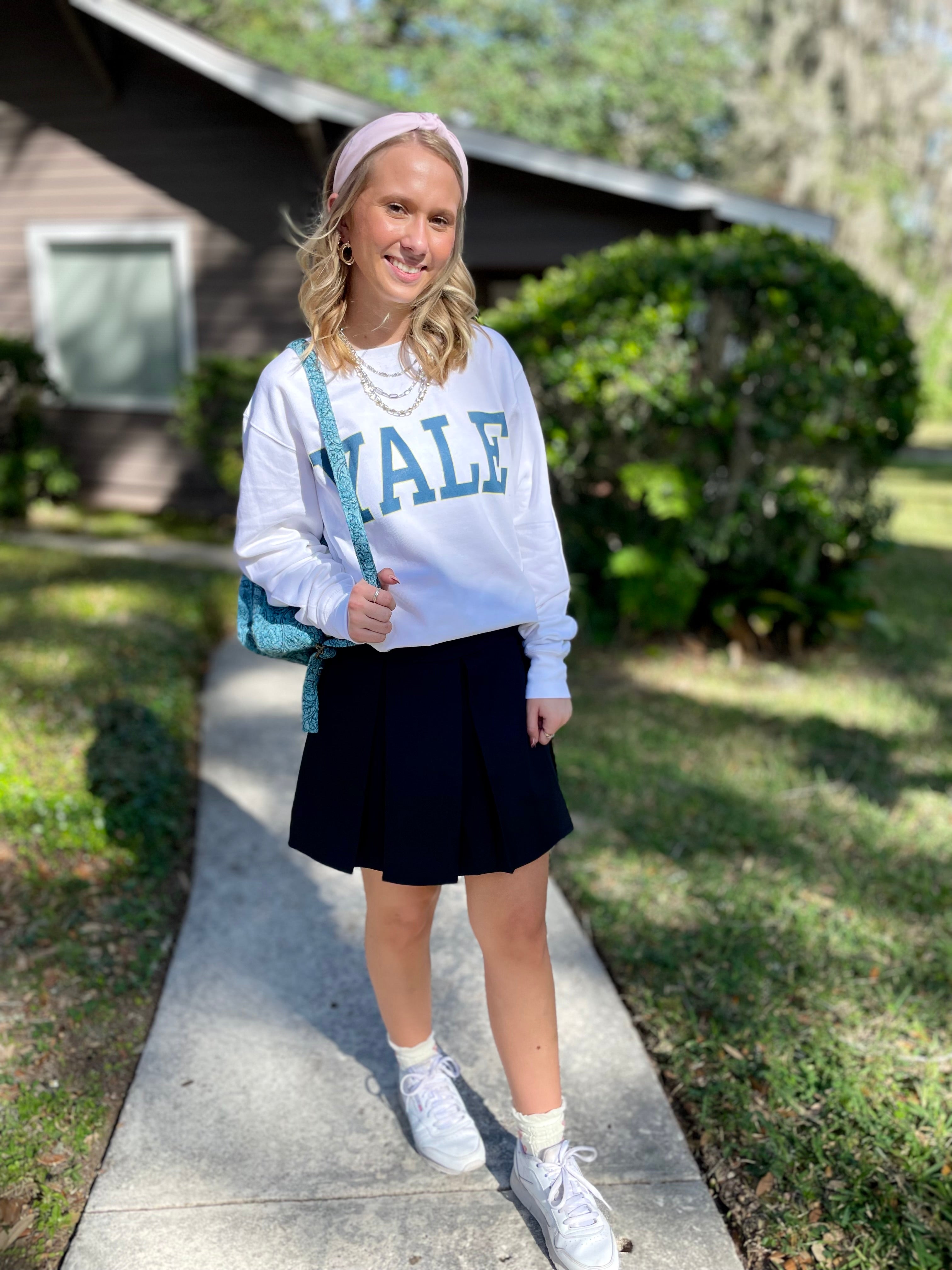"Yale" Pullover Sweatshirt
