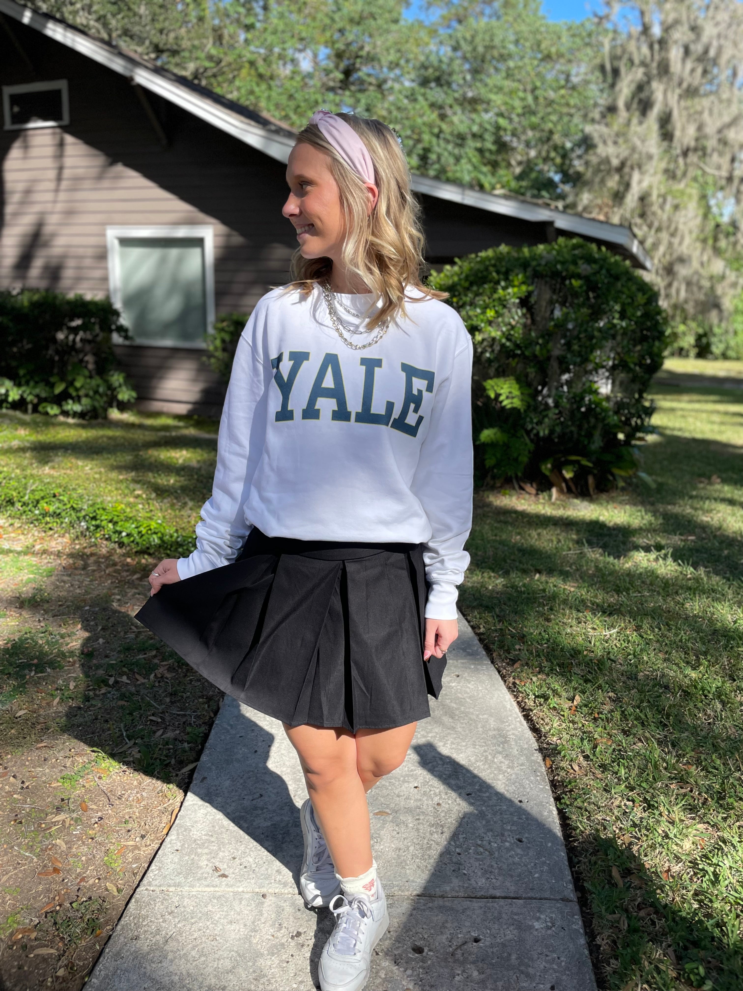 "Yale" Pullover Sweatshirt