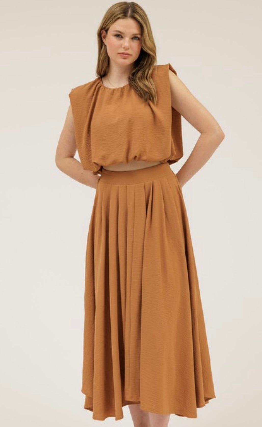 Olivia box pleated midi skirt