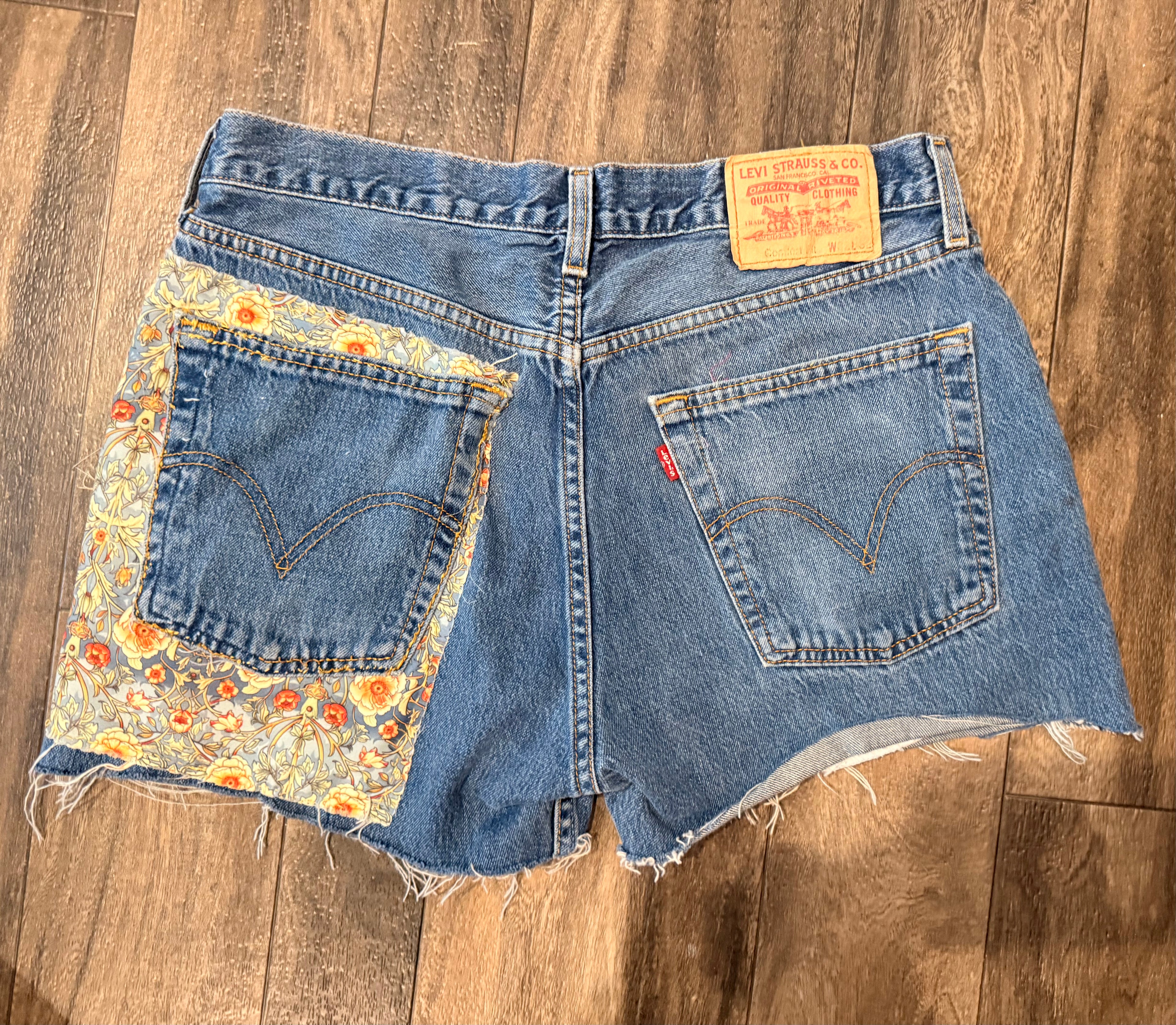Sage Upcycled Levi's 502 Shorts