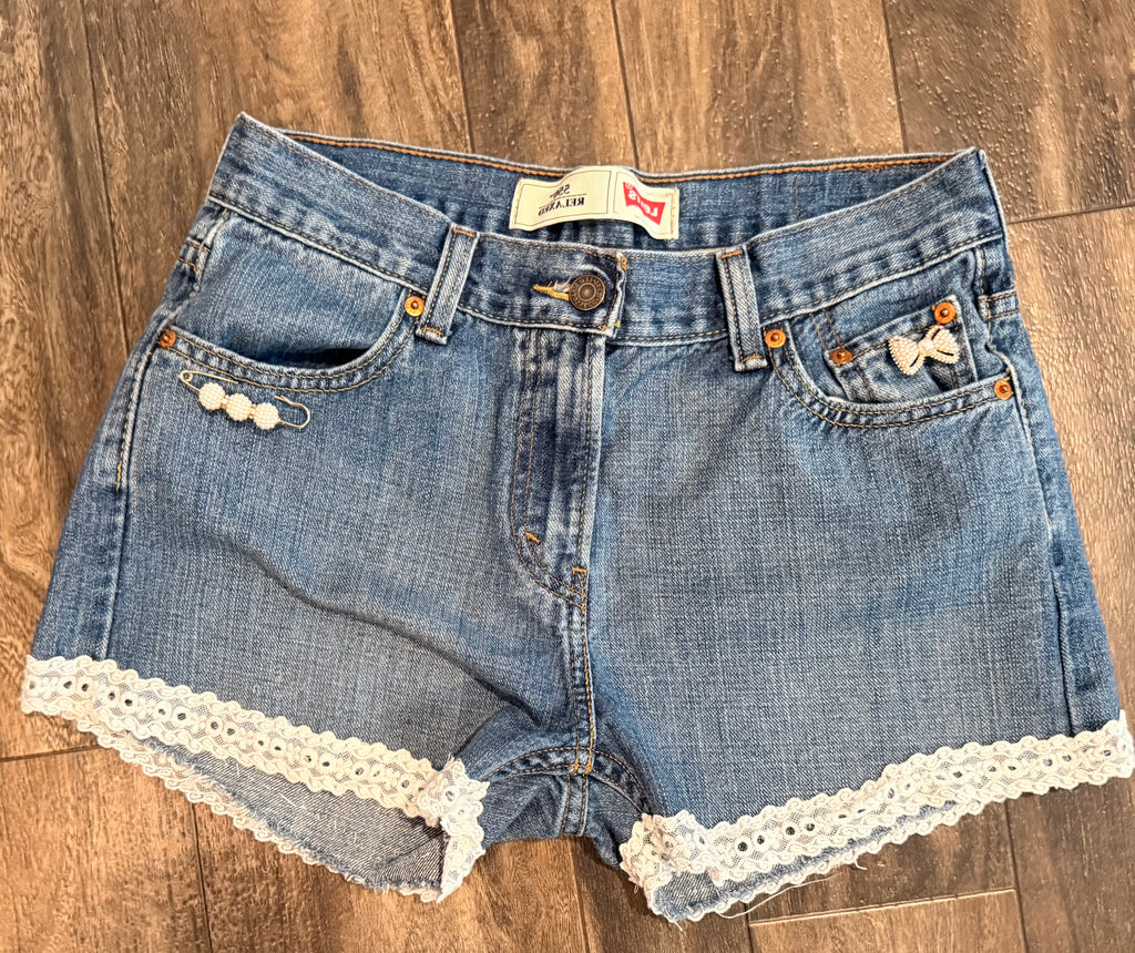 Pearl Upcycled Levi's 550 Shorts