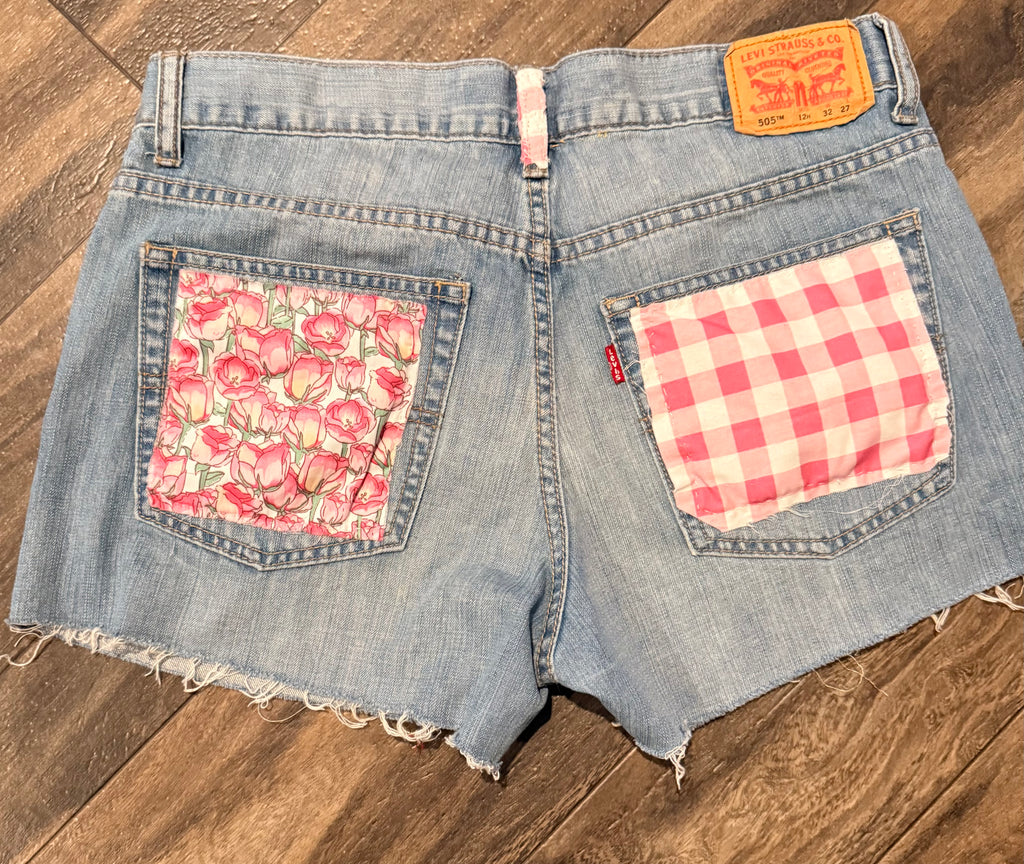 Rudi upcycled Levi's 505 shorts